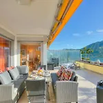 アパート Panorama Maggiore Apartment- Happy