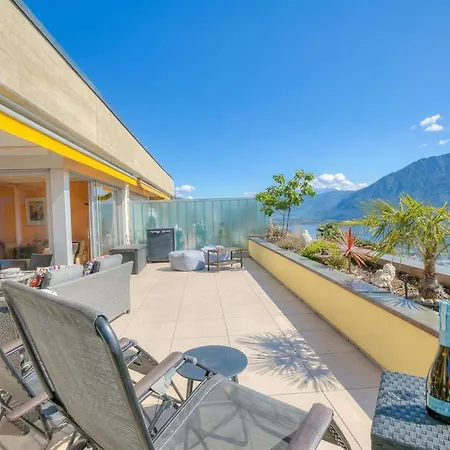 Apartment Panorama Maggiore Apartment With Pool In Locarno - Happy Rentals