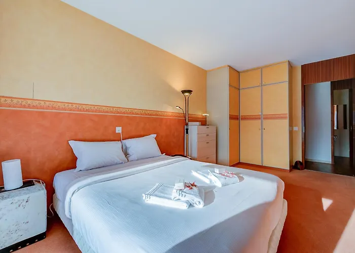 Panorama Maggiore Apartment- Happy *